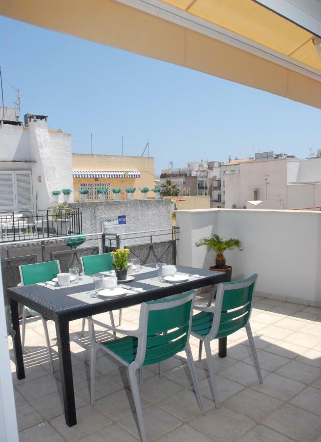 סיטגס Apartamento Montroig 3 Atico מראה חיצוני תמונה